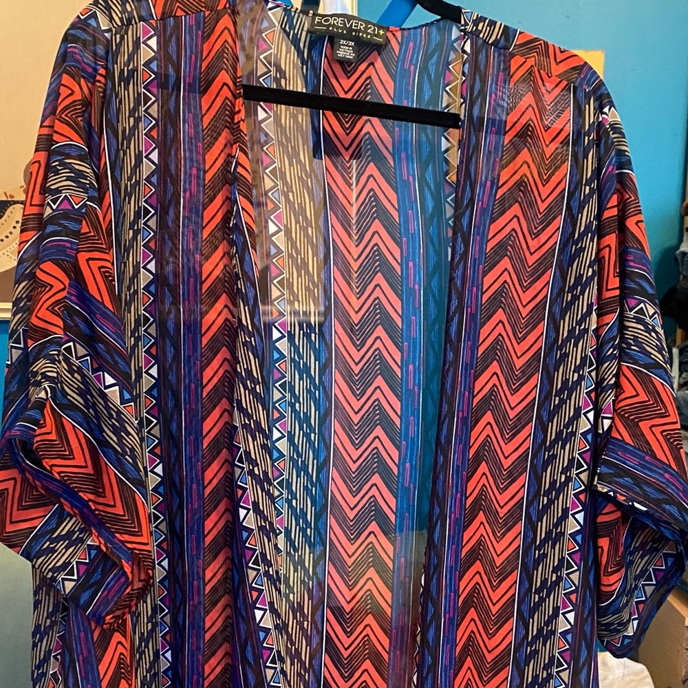 Geometric knee length chiffon situation